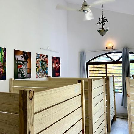Hostel Lifespace- Twin Bungalow With Pods, Bunks, Private Rooms, Cowork & Cafe Пюн Екстериор снимка