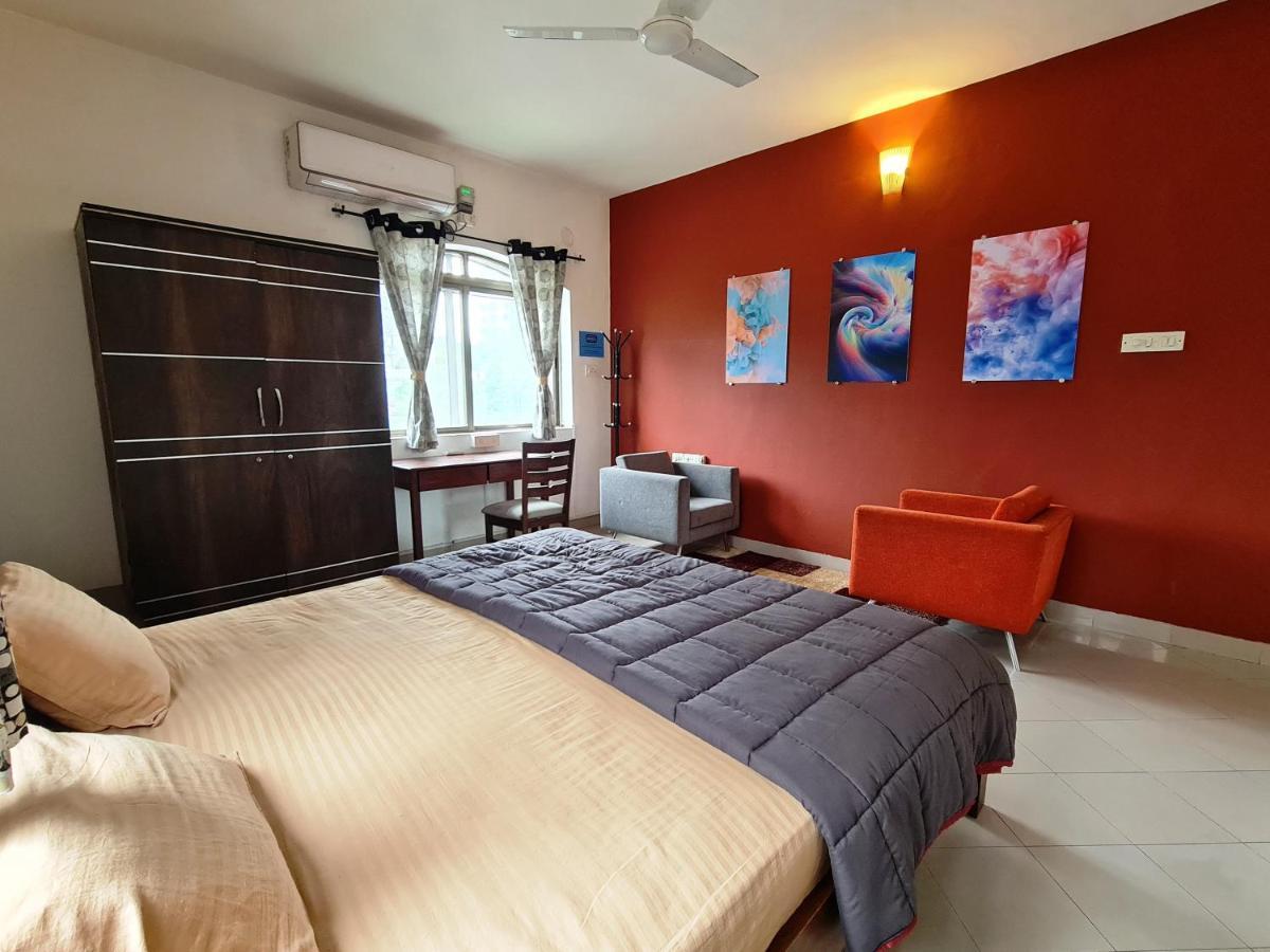 Hostel Lifespace- Twin Bungalow With Pods, Bunks, Private Rooms, Cowork & Cafe Пюн Екстериор снимка