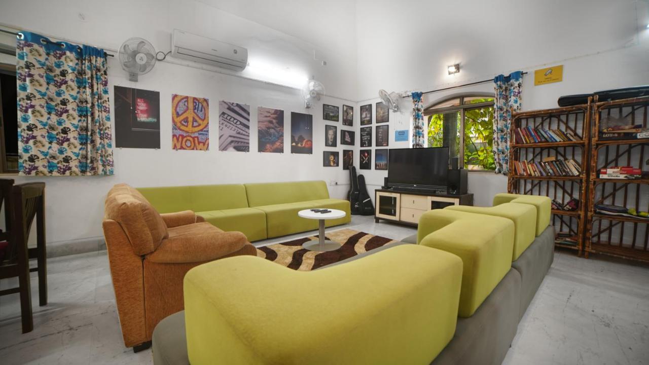 Hostel Lifespace- Twin Bungalow With Pods, Bunks, Private Rooms, Cowork & Cafe Пюн Екстериор снимка